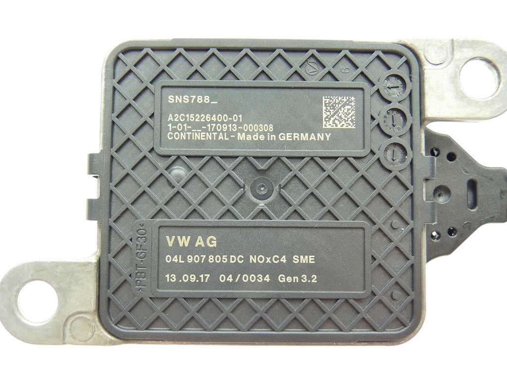04L907805DC_3.jpg