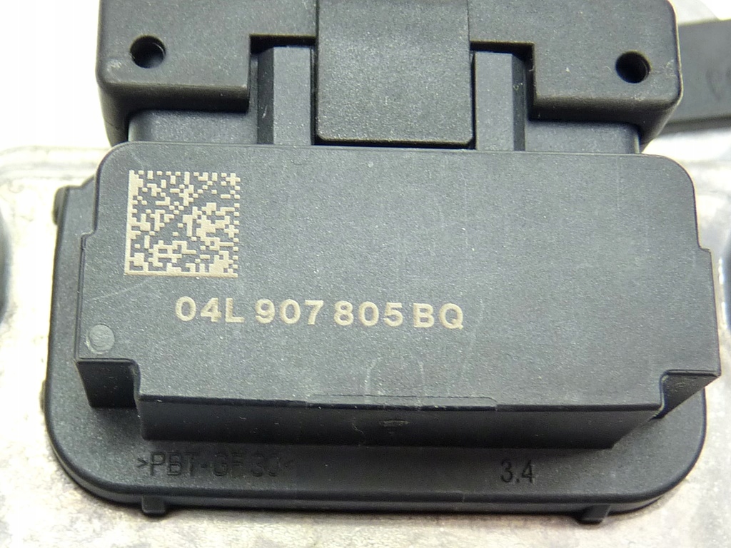 04L907807BQ_3.jpg