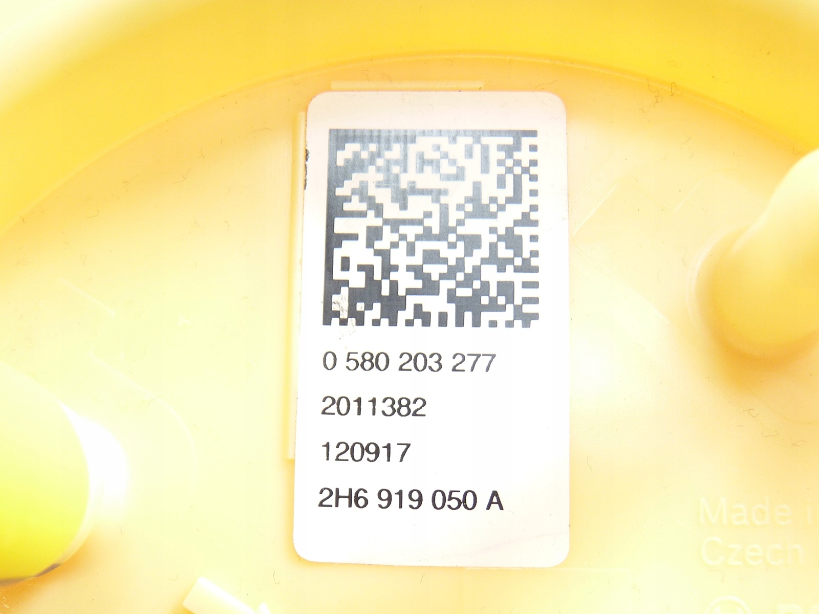 2H6919050A_2.jpg