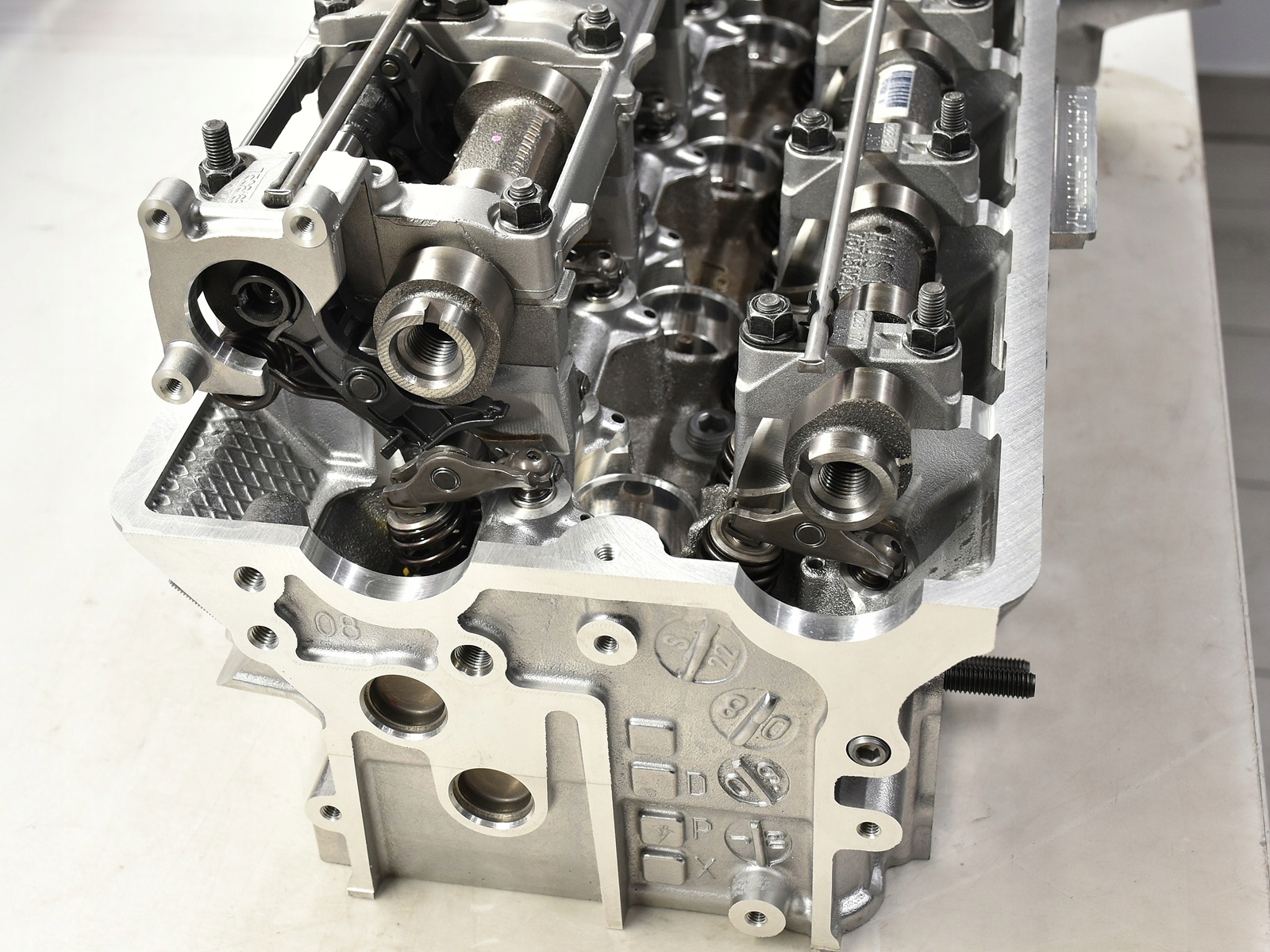 7542612_2.jpg